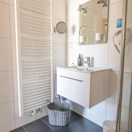 Otel Kleines Wendel 4*