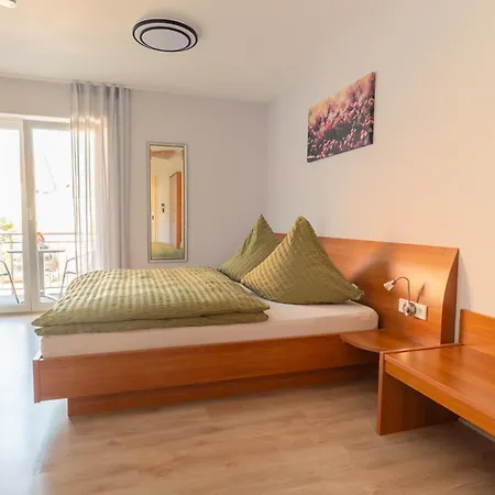 Kleines Wendel Otel Kapellen-Drusweiler