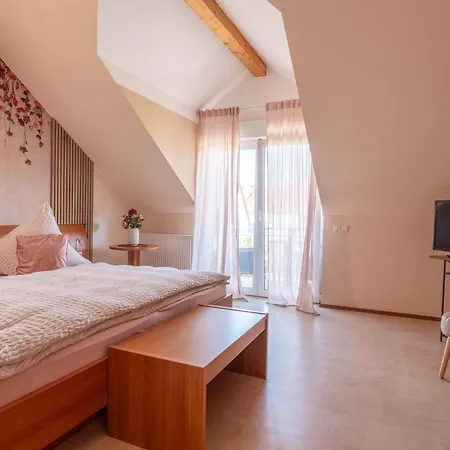 Kleines Wendel Hotel