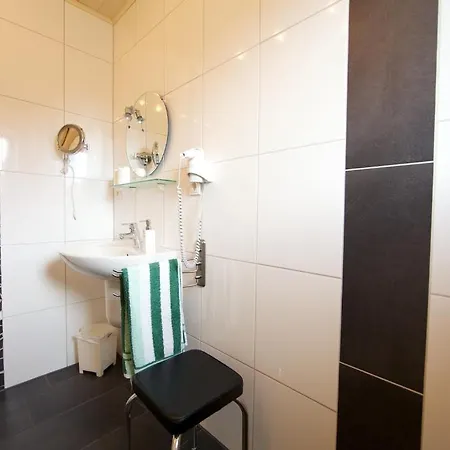 호텔 Kleines Wendel 4*