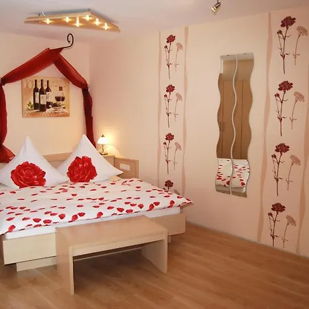 Otel Kleines Wendel 4*